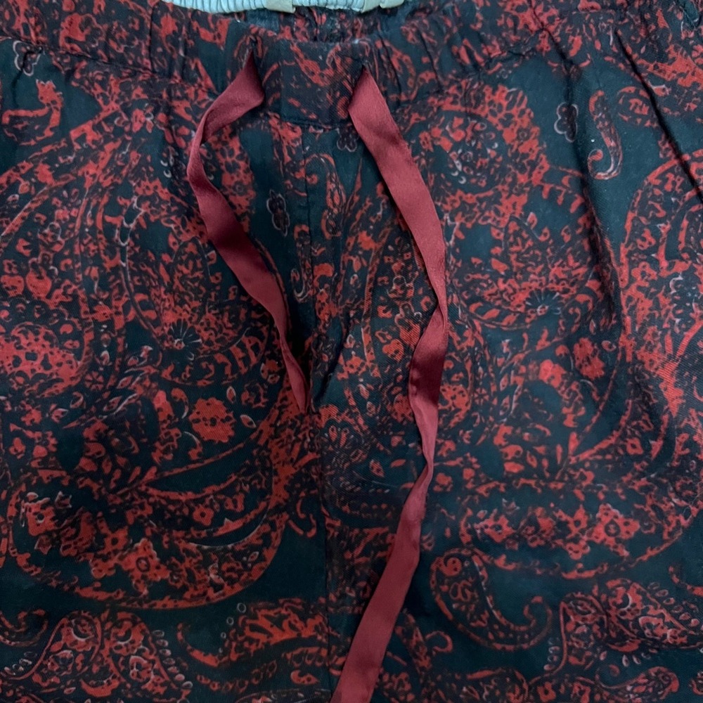 Soft Surroundings Night Divine Flannel Long Sleeve Red Paisley Cotton PJ Sz L - Picture 4 of 7